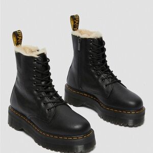 Dr. MARTENS JADON BOOT LEATHER FAUX FUR LINED PLATFORMS